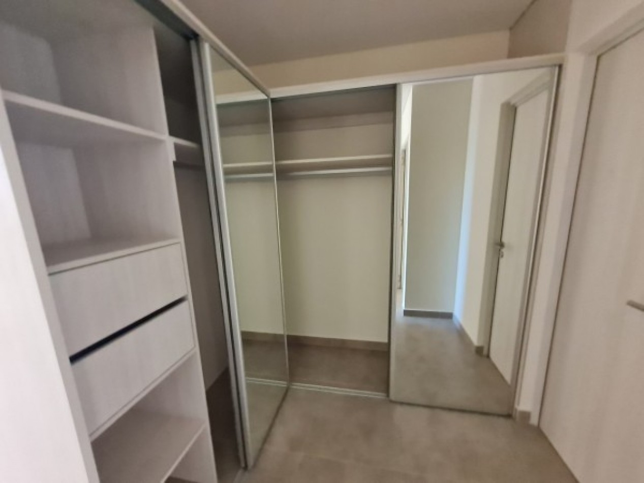 2 DORMITORIOS. 2 BAÑOS. VESTIDOR. AMENITIES. AMPLIO. NUEVO.